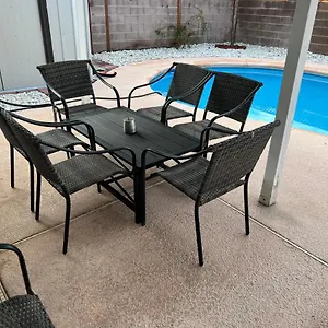 https://large-pool-patio-cozy-single-story-family-house.las-vegashotels.net